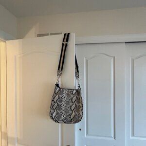 Snake-print crossbody with a detachable/adjustable strap